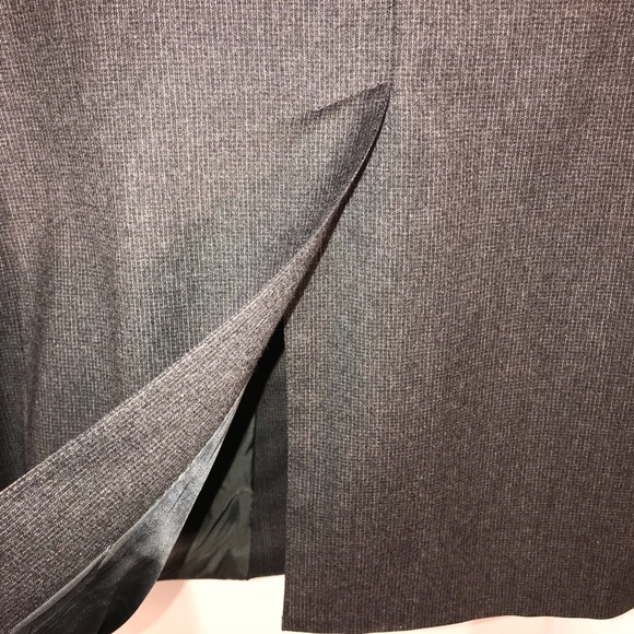 Brooks Brothers Men’s Gray Wool Blazer - Picture 6 of 12